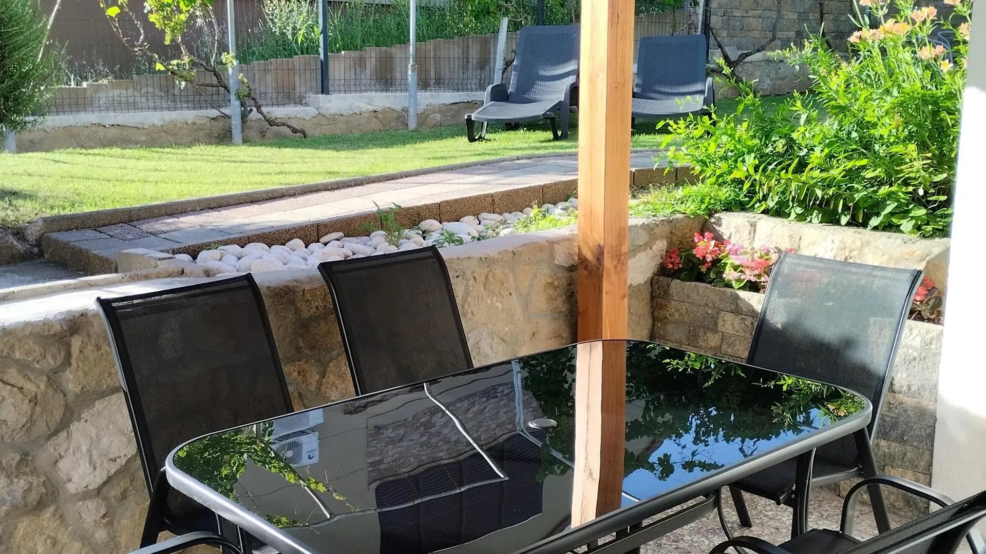 Apartmani Gero Lopar Horvátország